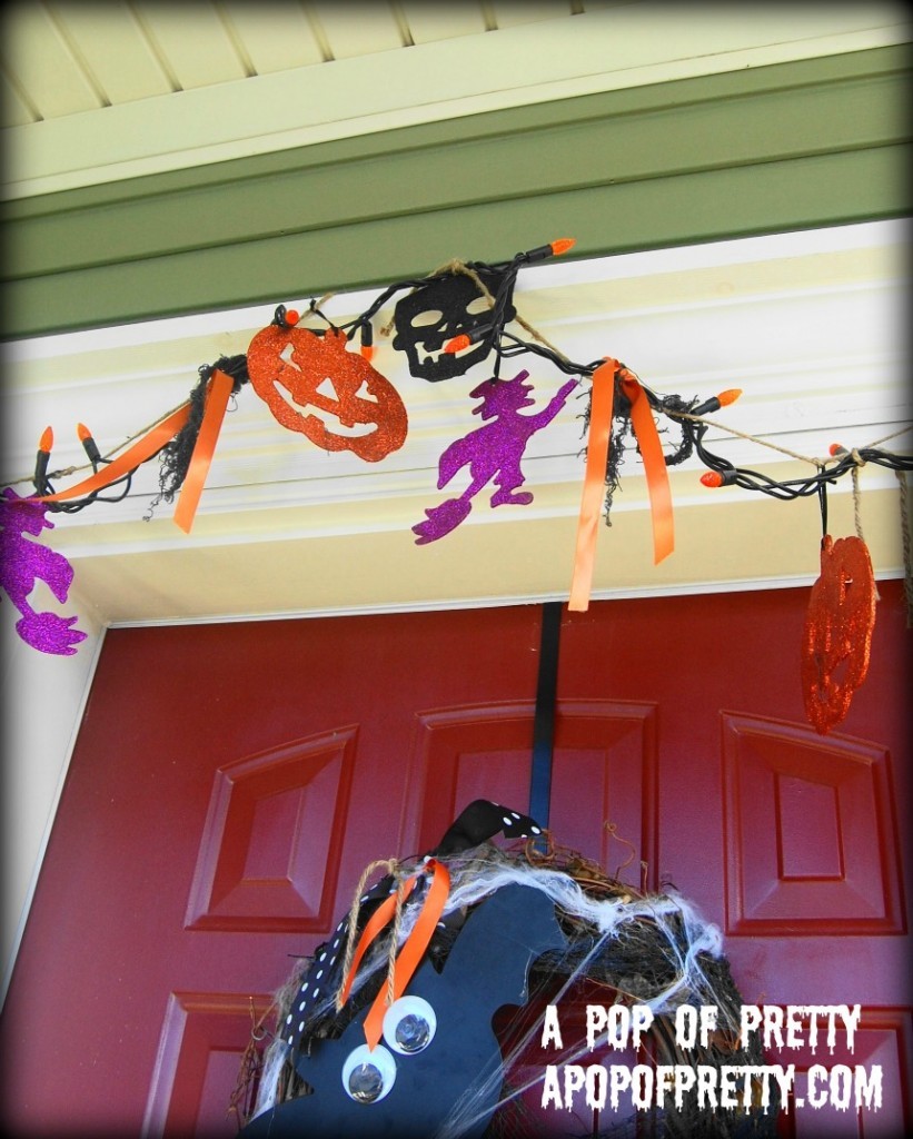 DIY Halloween Decorating Garland