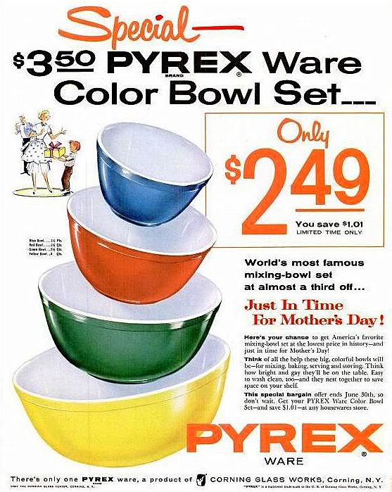 vintage pyrex nesting bowls
