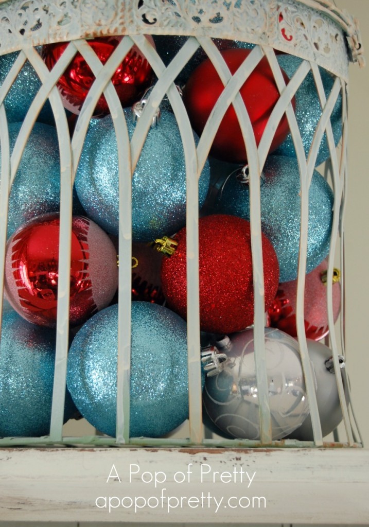 Red & Turquoise Christmas Vignette