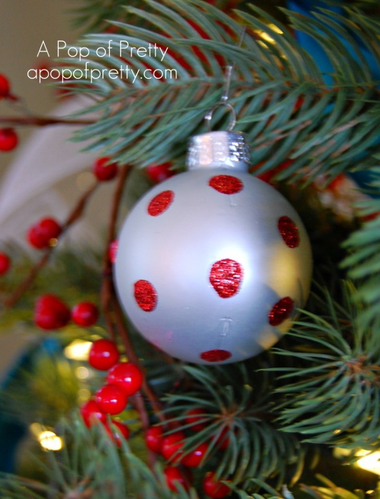 Our Red Turquoise Joyeux Noel Tree A Closer Look A Pop Of Pretty