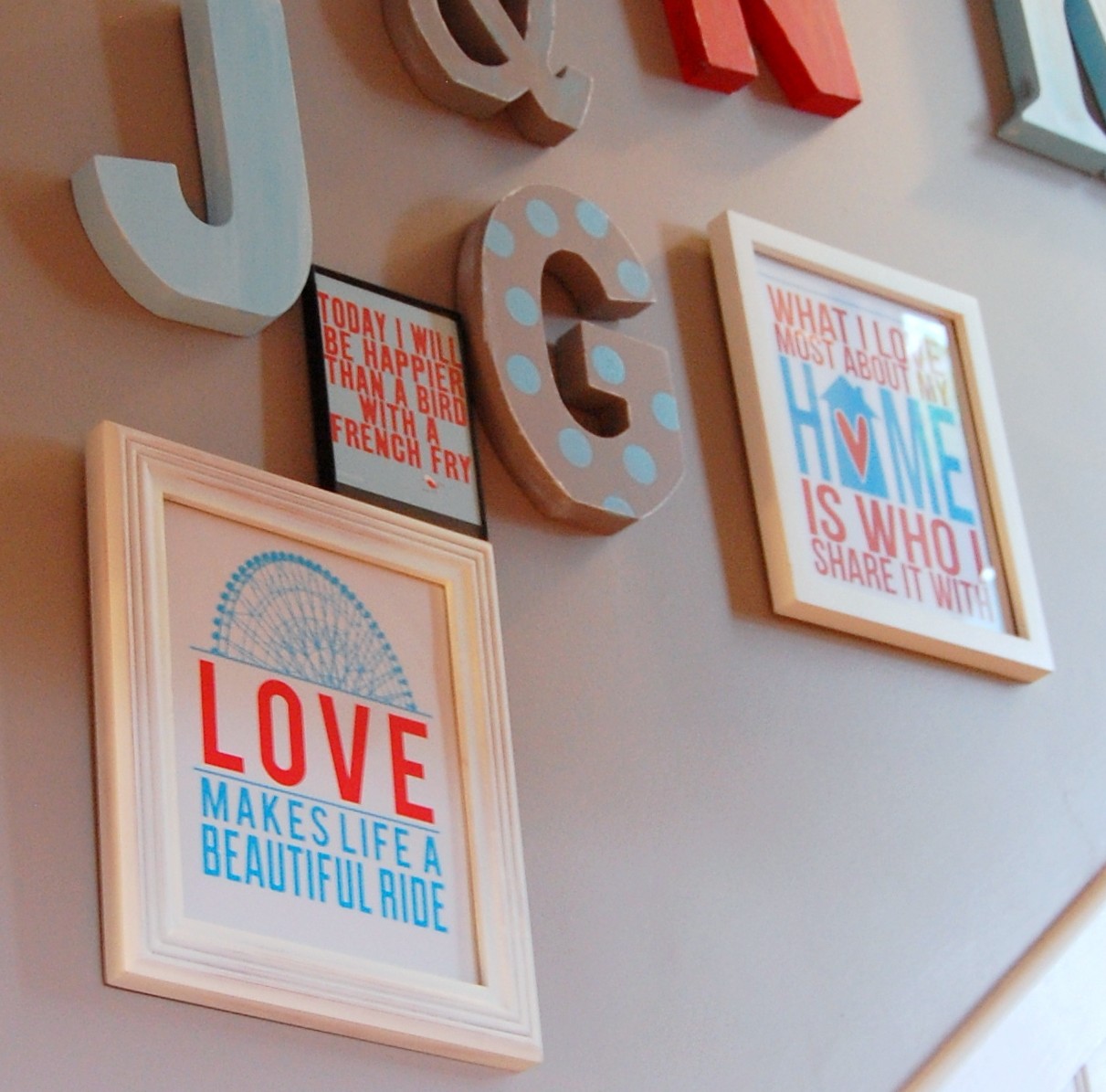 Free printables: Do-it-Yourself Wall Art Idea #6 (of 31!)