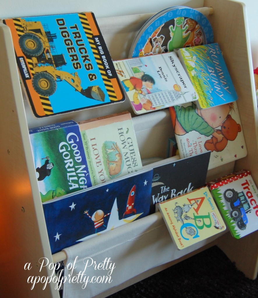 toddler boy room bookshelf idea