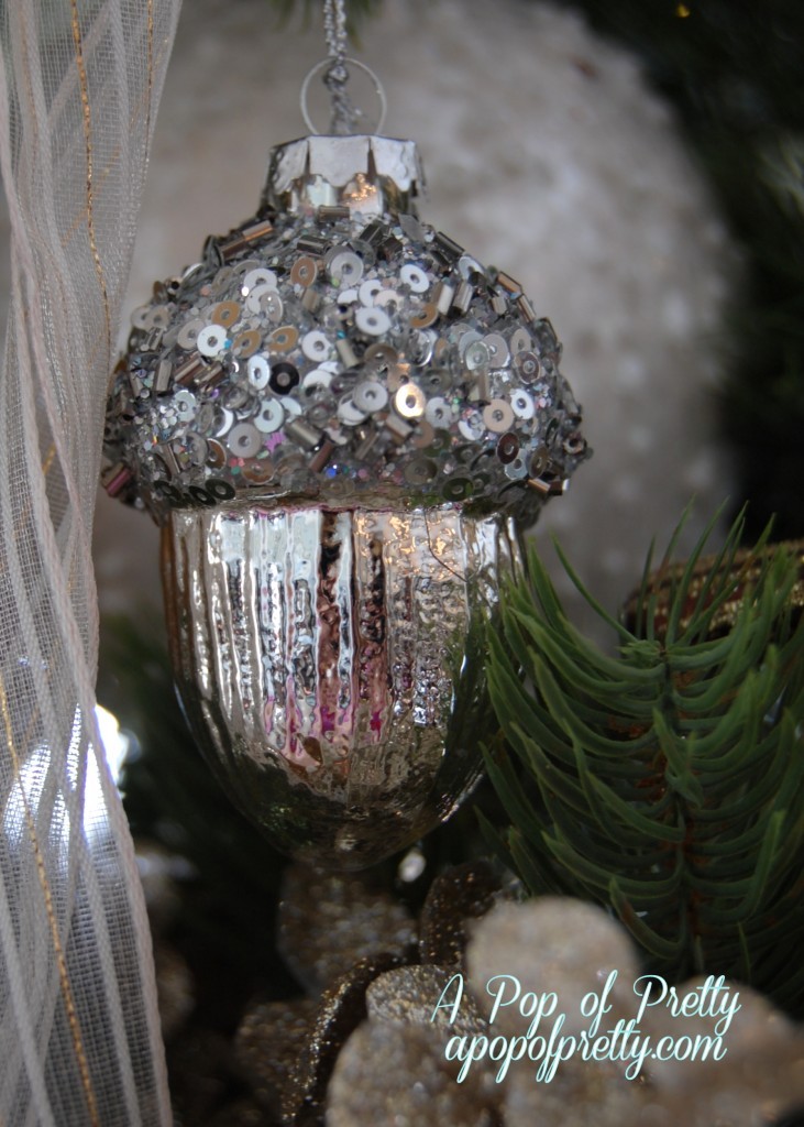 Christmas tree decorations 2012