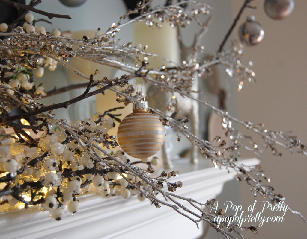 Simple Christmas mantel decorating