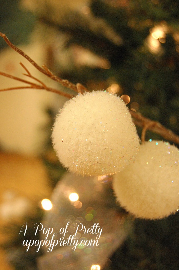 Christmas tree decorating ideas 2012