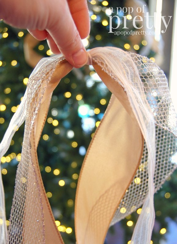 how to add ribbon to a Christmas tree