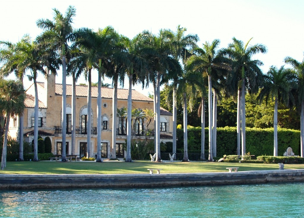 Miami style homes