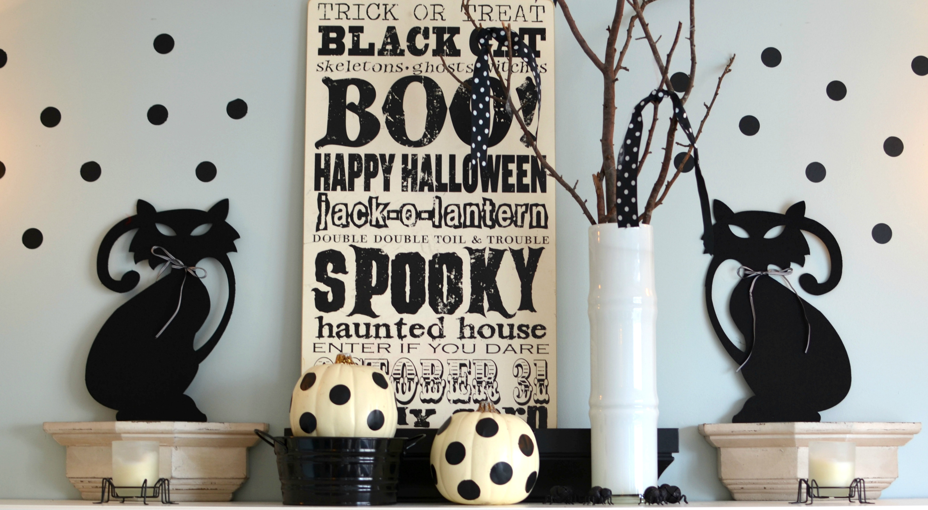 Halloween Decorating: Black & White with Polka Dots