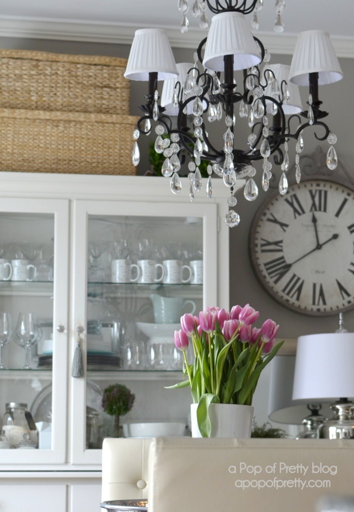 pink tulips dining room