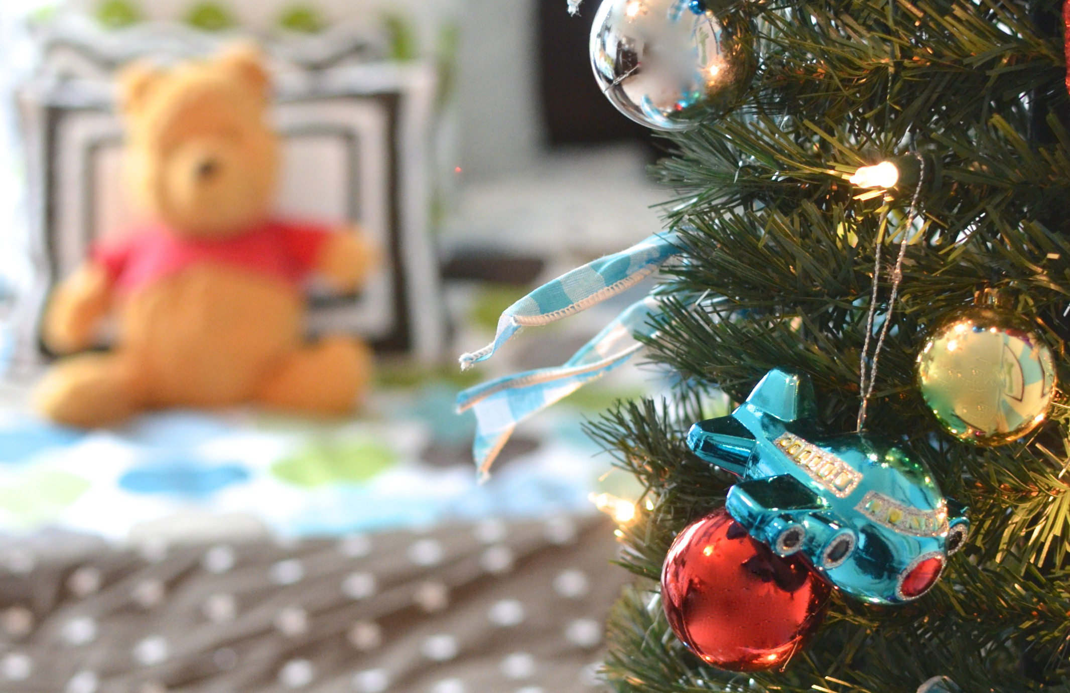 Decorating a Christmas Tree for Kids Rooms: Tips (Canadian Tire Canvas)