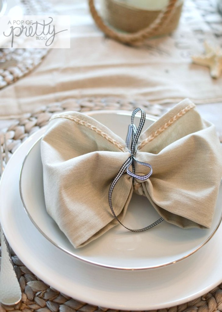how to tie napkins into bows