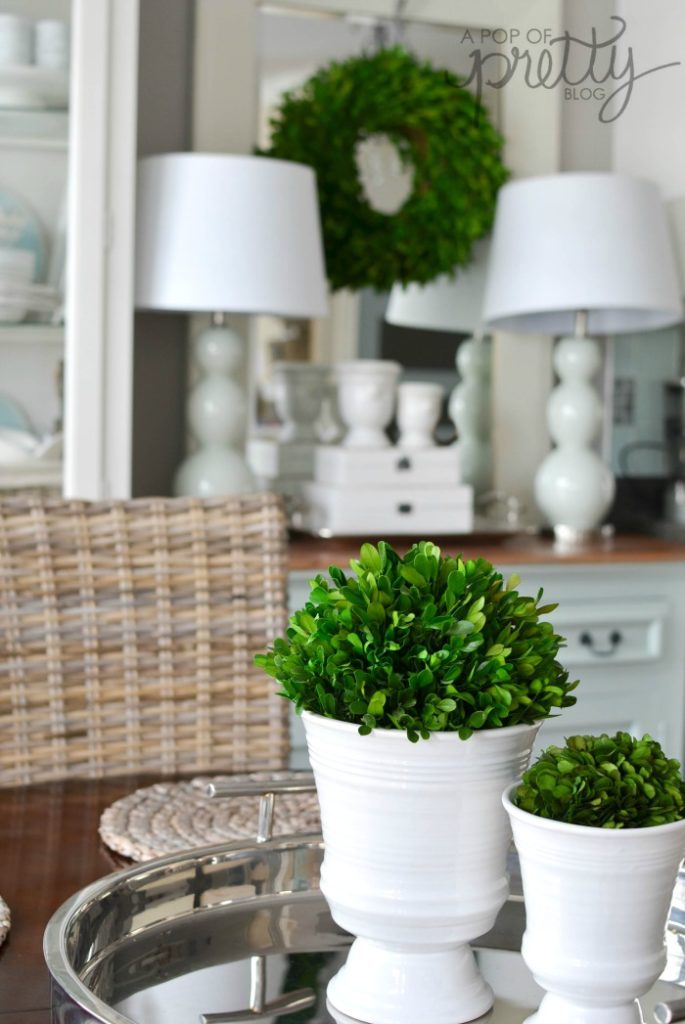 summer decorating with boxwood