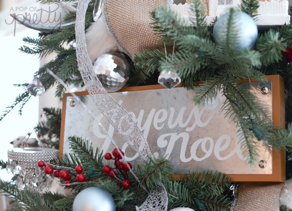 joyeux noel sign