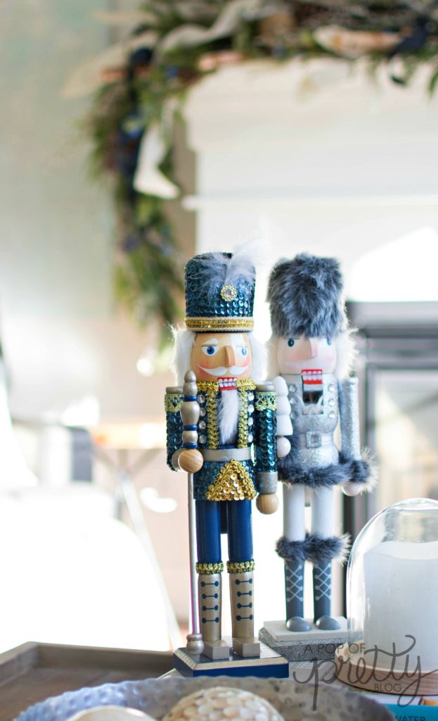 Navy Blue Christmas Decorating Ideas