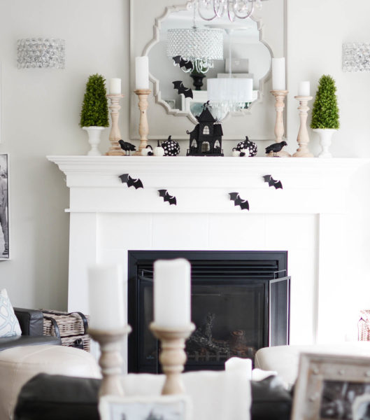 Simple Halloween mantel