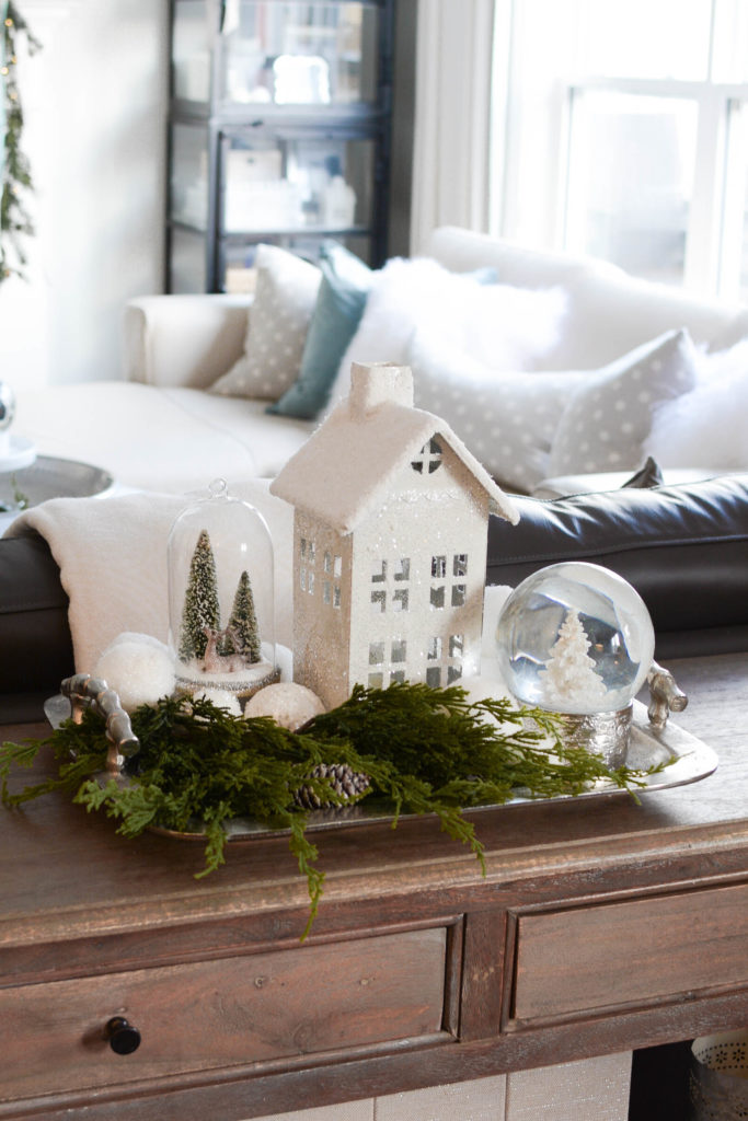 Simple White Christmas Home Tour 2018 - A Pop of Pretty Blog