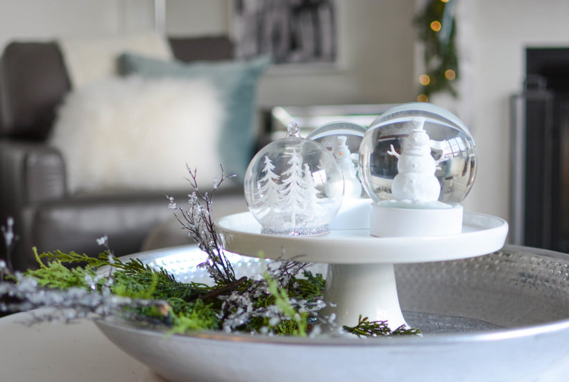 White Christmas Theme Decor Tips + Ideas (Home Tour)  A Pop of Pretty