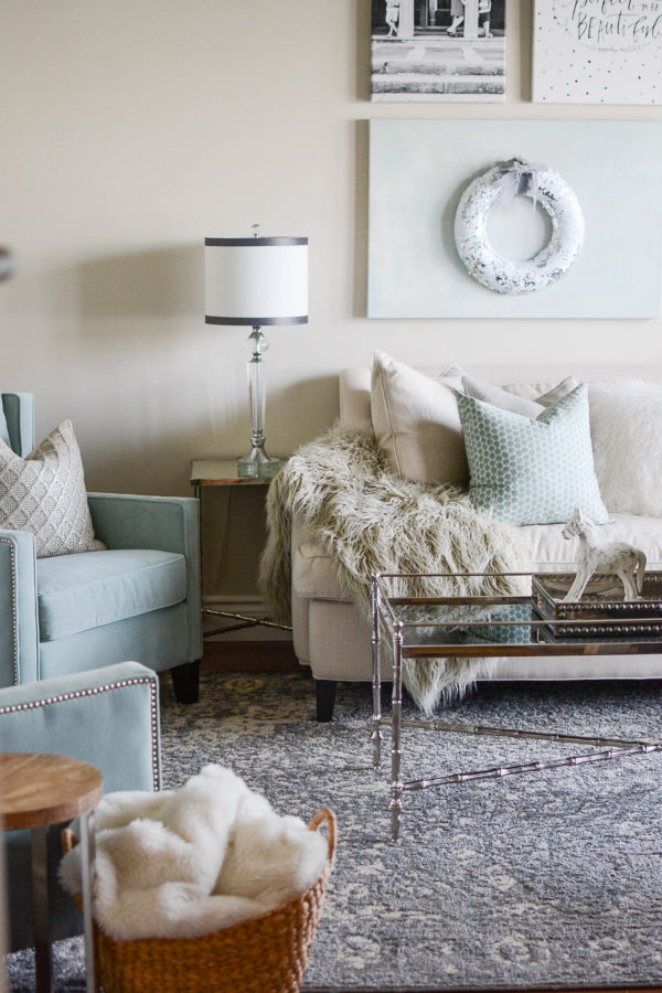 Gray Benjamin Moore Why I Love It. A Pop of Pretty