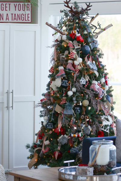 cabin themed Christmas tree