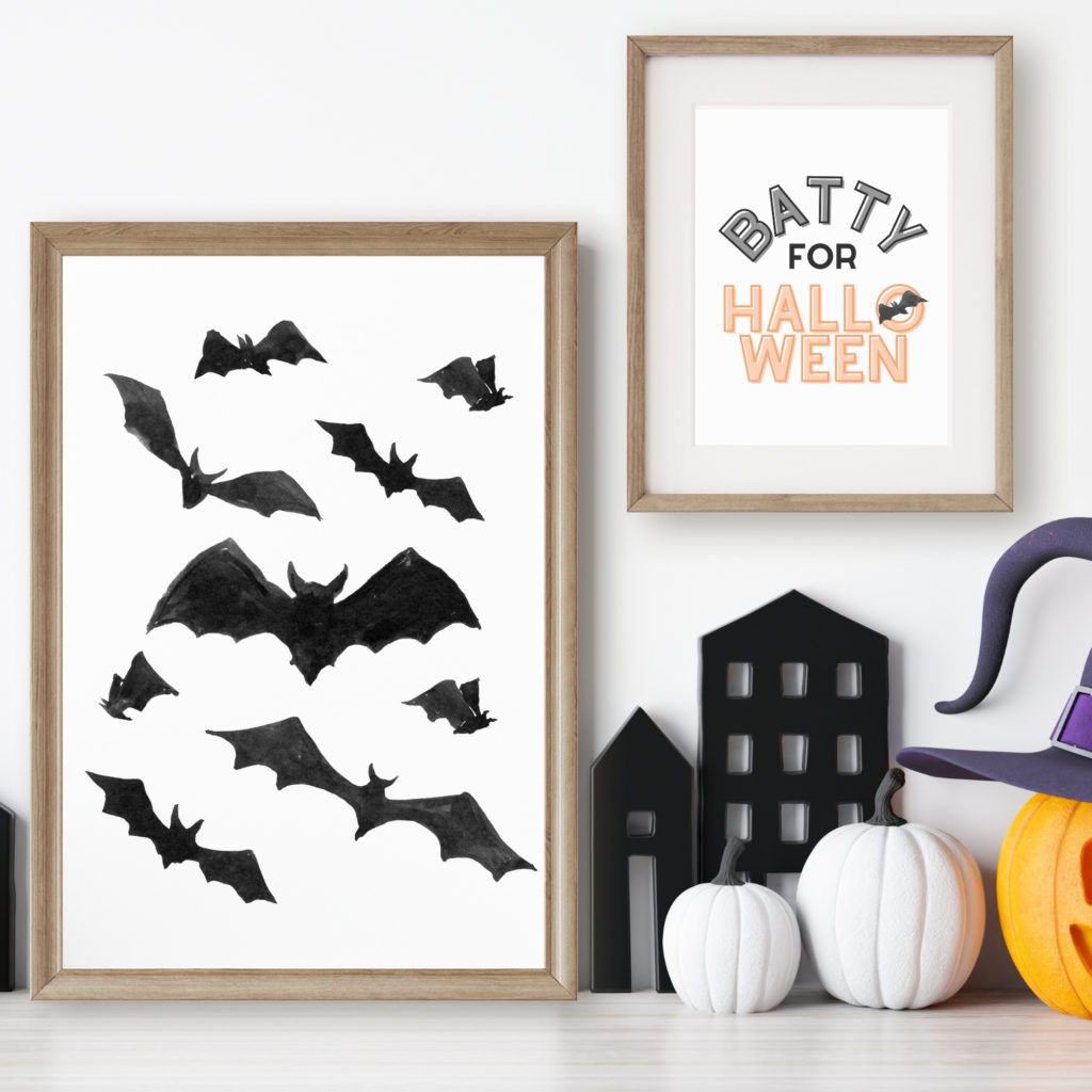 Halloween ' Hey Boo' Printed Bat Shape Décor