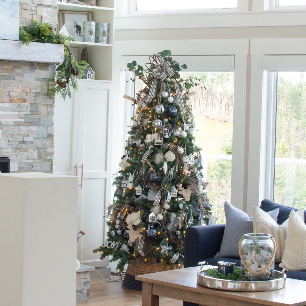 farmhouse Christmas tree