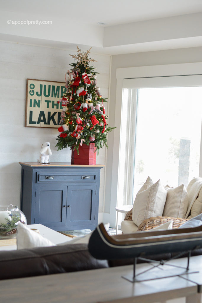 lakehouse Christmas tree ideas