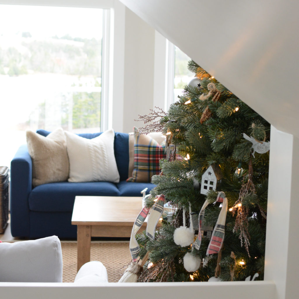 cottage Christmas plaid